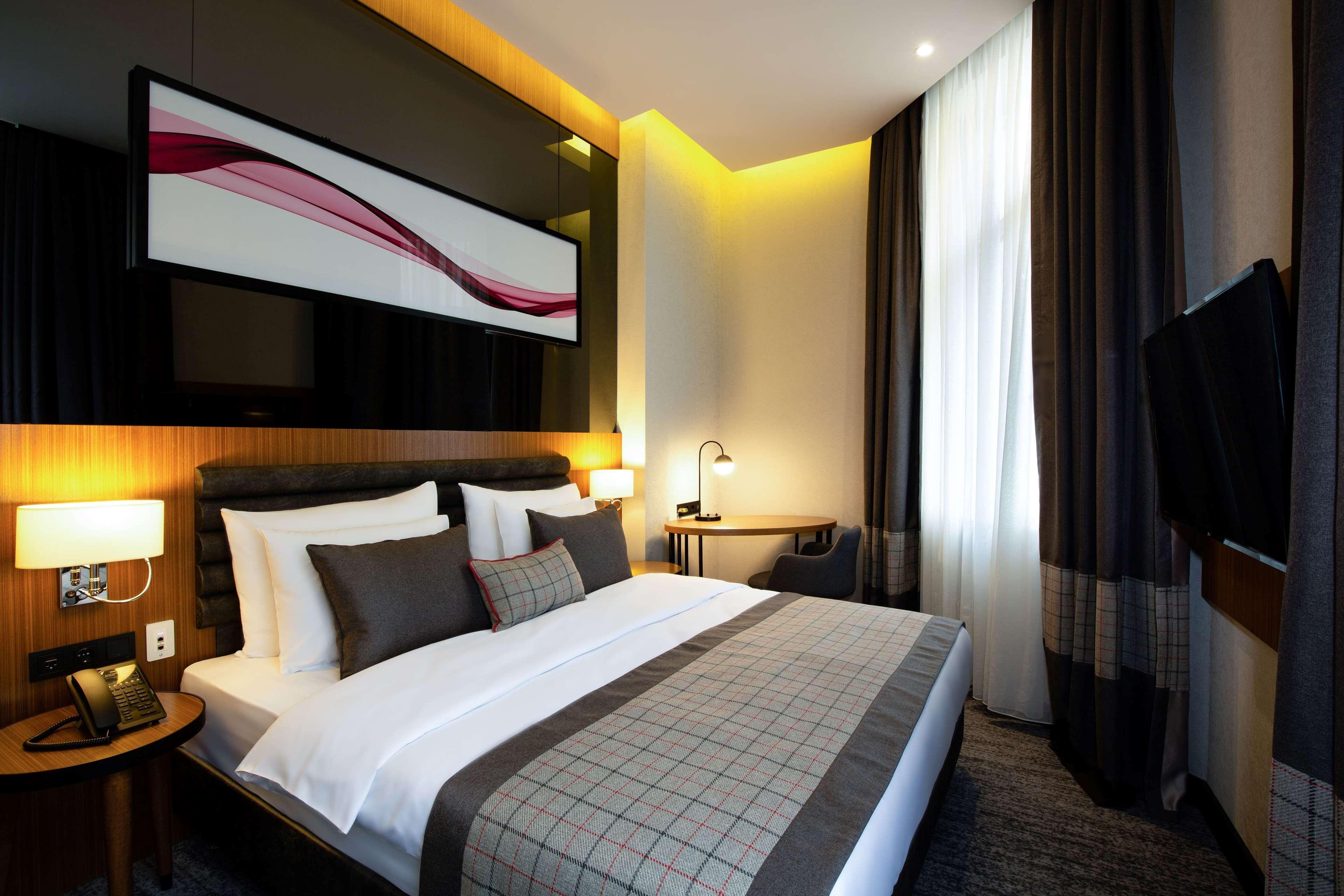 รามาดา บาย วินด์แฮม บูดาเปสต์ ซิตี้เซ็นเตอร์ Hotel ภายนอก รูปภาพ